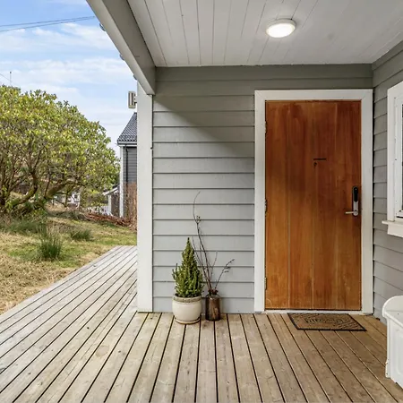 And Modern Terraced House In * Bergen