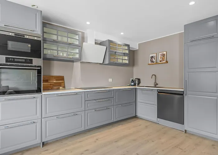 And Modern Terraced House In Daire *