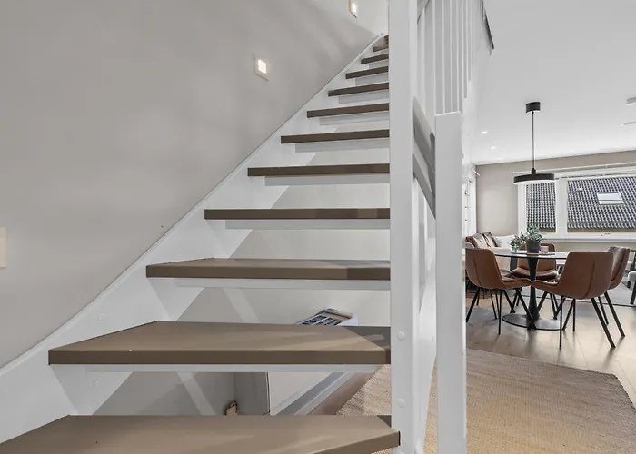 And Modern Terraced House In Bergen