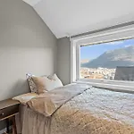 And Modern Terraced House In Apartmán *