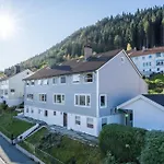 And Modern Terraced House In Apartmán
