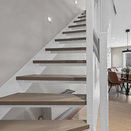 And Modern Terraced House In Bergen