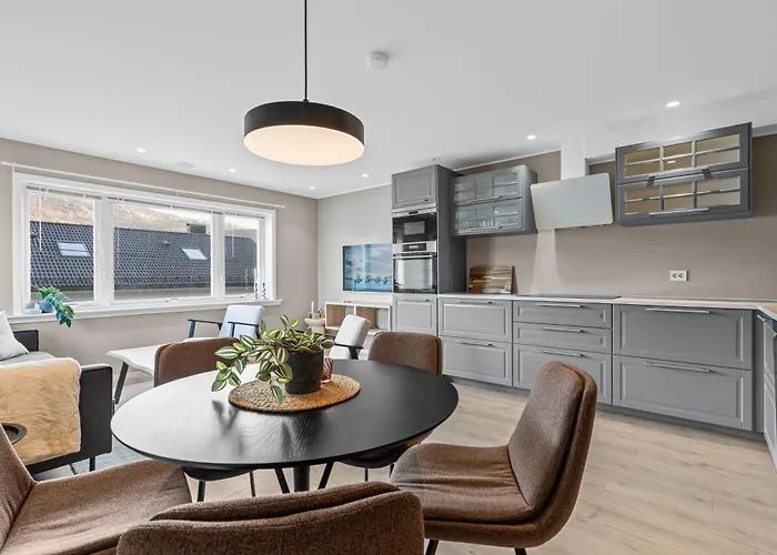 And Modern Terraced House In *